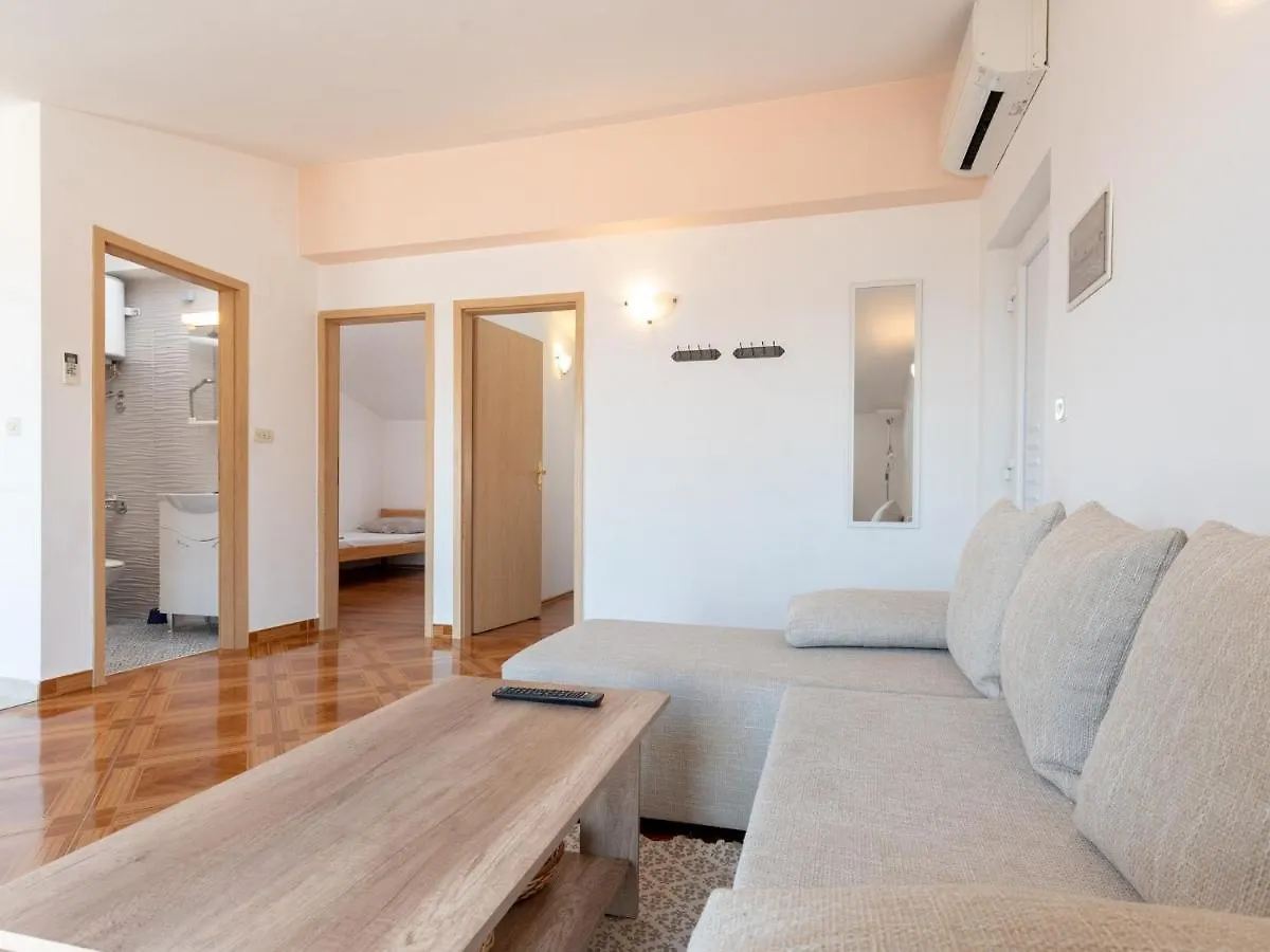 Apartment Siesta Trogir 0*,  Croatia