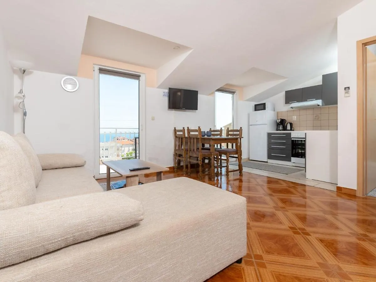 Apartment Siesta Trogir Croatia