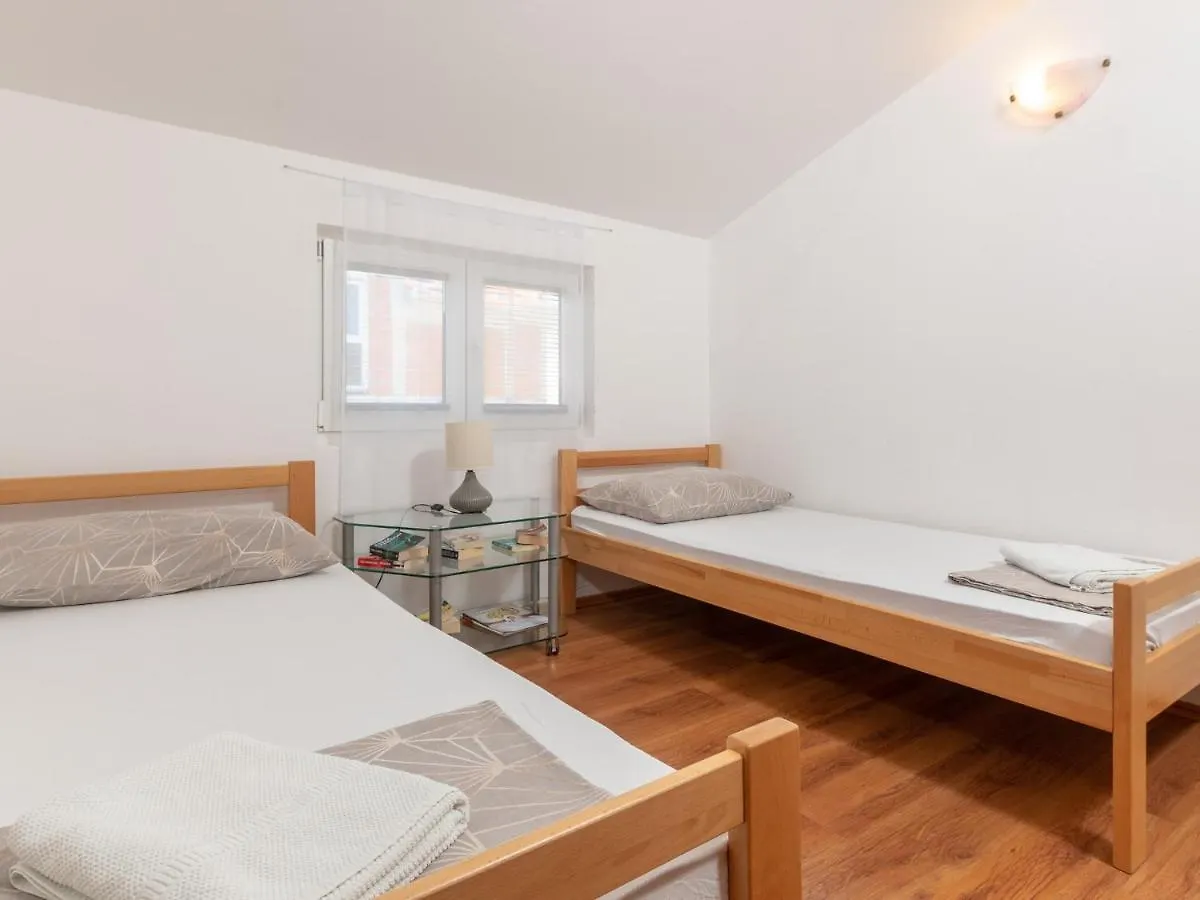 Apartment Siesta Trogir 0*,  Croatia