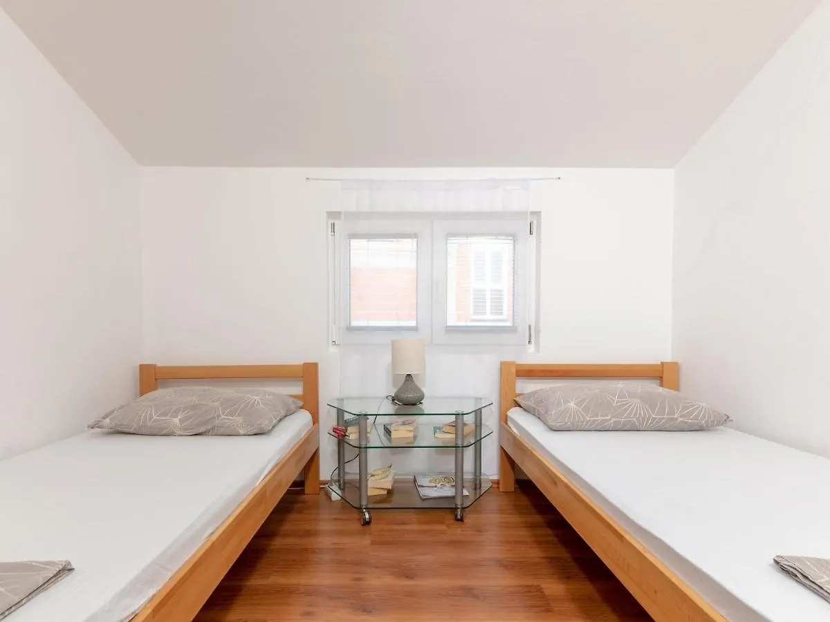 Apartment Siesta Trogir